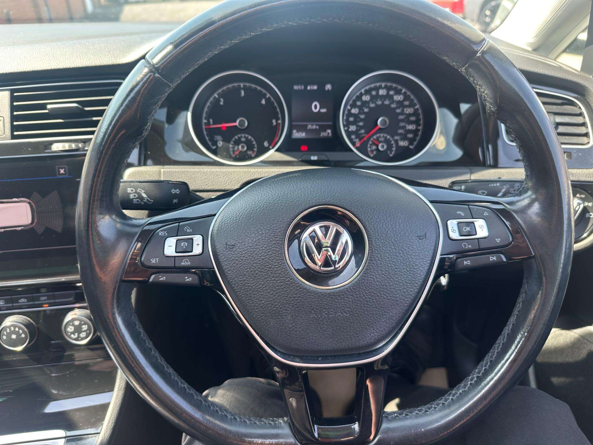 2017 VOLKSWAGEN GOLF 2017 VOLKSWAGEN GOLF