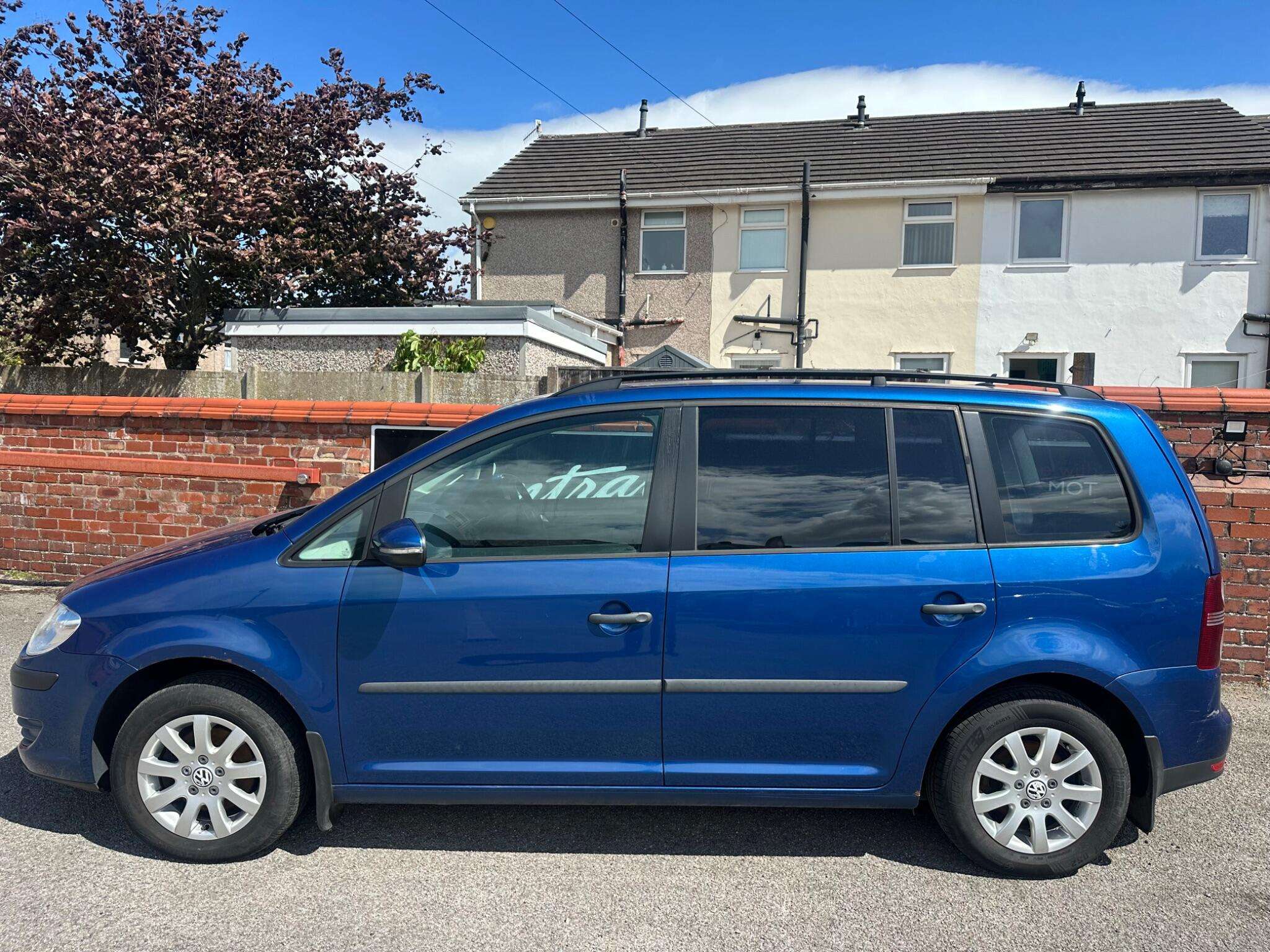 2010 VOLKSWAGEN TOURAN 2010 VOLKSWAGEN TOURAN