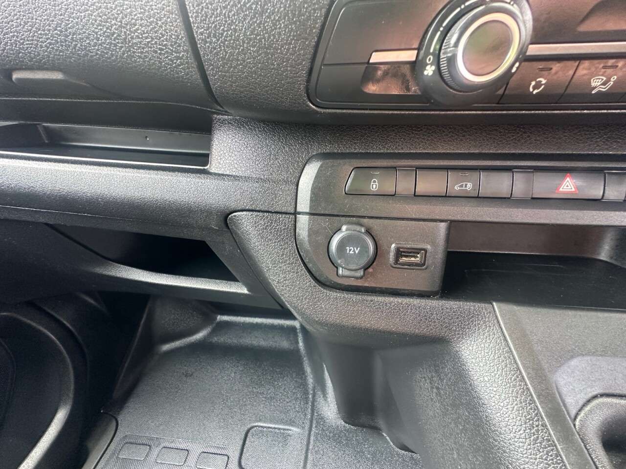 2023 VAUXHALL VIVARO 2023 VAUXHALL VIVARO