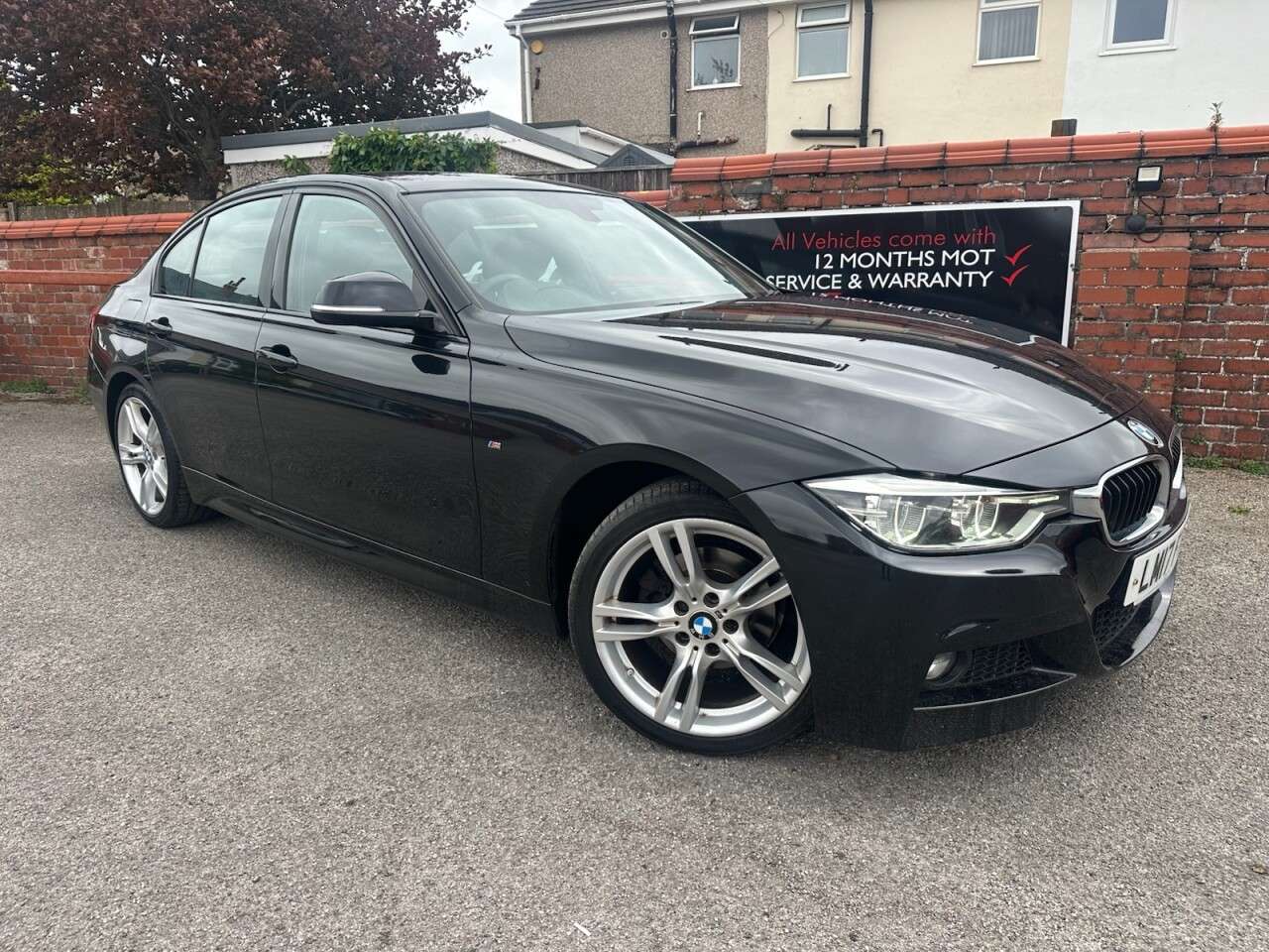 A 2017 BMW 3 SERIES 2.0 318d M Sport Saloon 4dr Diesel Manual Euro 6 (s/s) (150 ps) A 2017 BMW 3 SERIES 2.0 318d M Sport Saloon 4dr Diesel Manual Euro 6 (s/s) (150 ps)