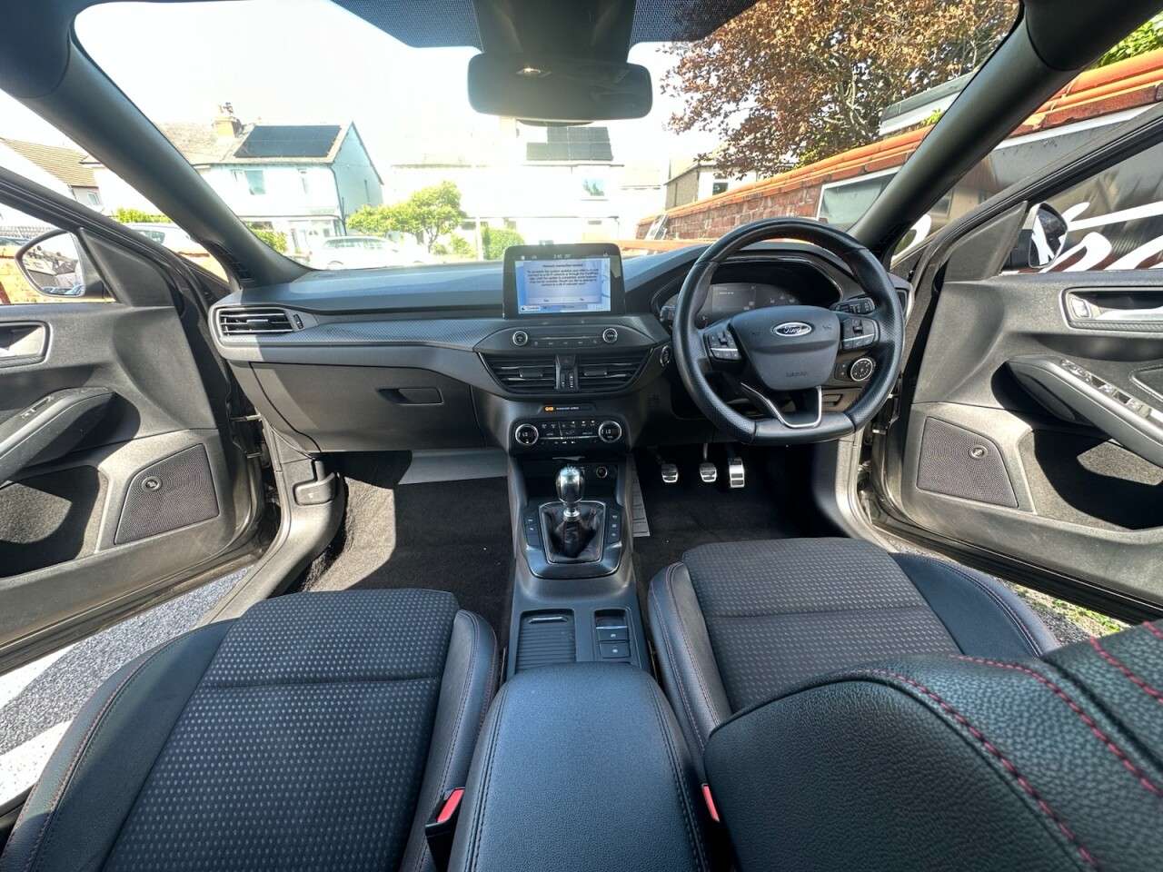 A 2019 FORD FOCUS 1.5 EcoBlue ST-Line X Hatchback 5dr Diesel Manual Euro 6 (s/s) (120 ps) A 2019 FORD FOCUS 1.5 EcoBlue ST-Line X Hatchback 5dr Diesel Manual Euro 6 (s/s) (120 ps)