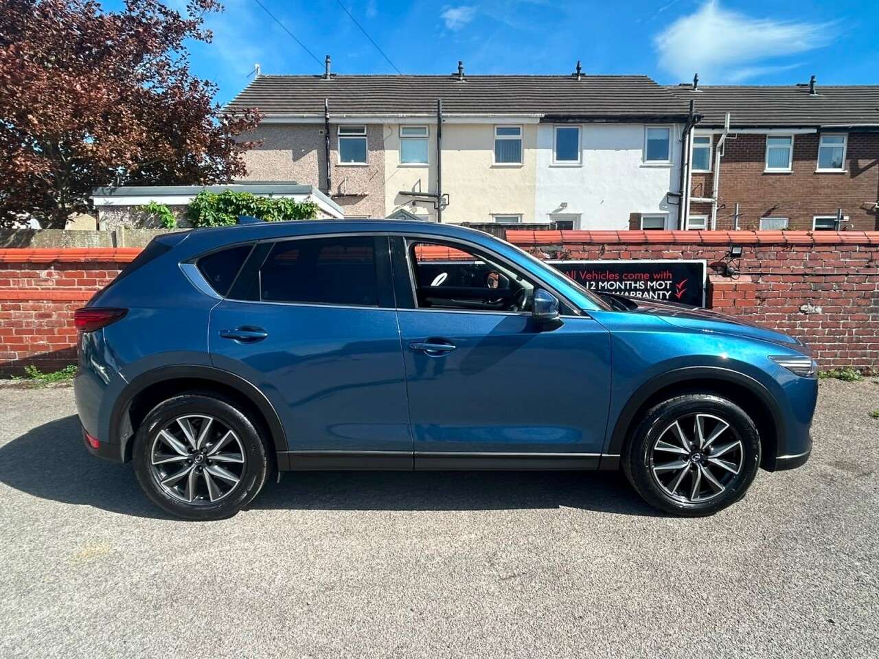 A 2018 MAZDA CX-5 2.0 SKYACTIV-G Sport Nav SUV 5dr Petrol Manual Euro 6 (s/s) (165 ps) A 2018 MAZDA CX-5 2.0 SKYACTIV-G Sport Nav SUV 5dr Petrol Manual Euro 6 (s/s) (165 ps)