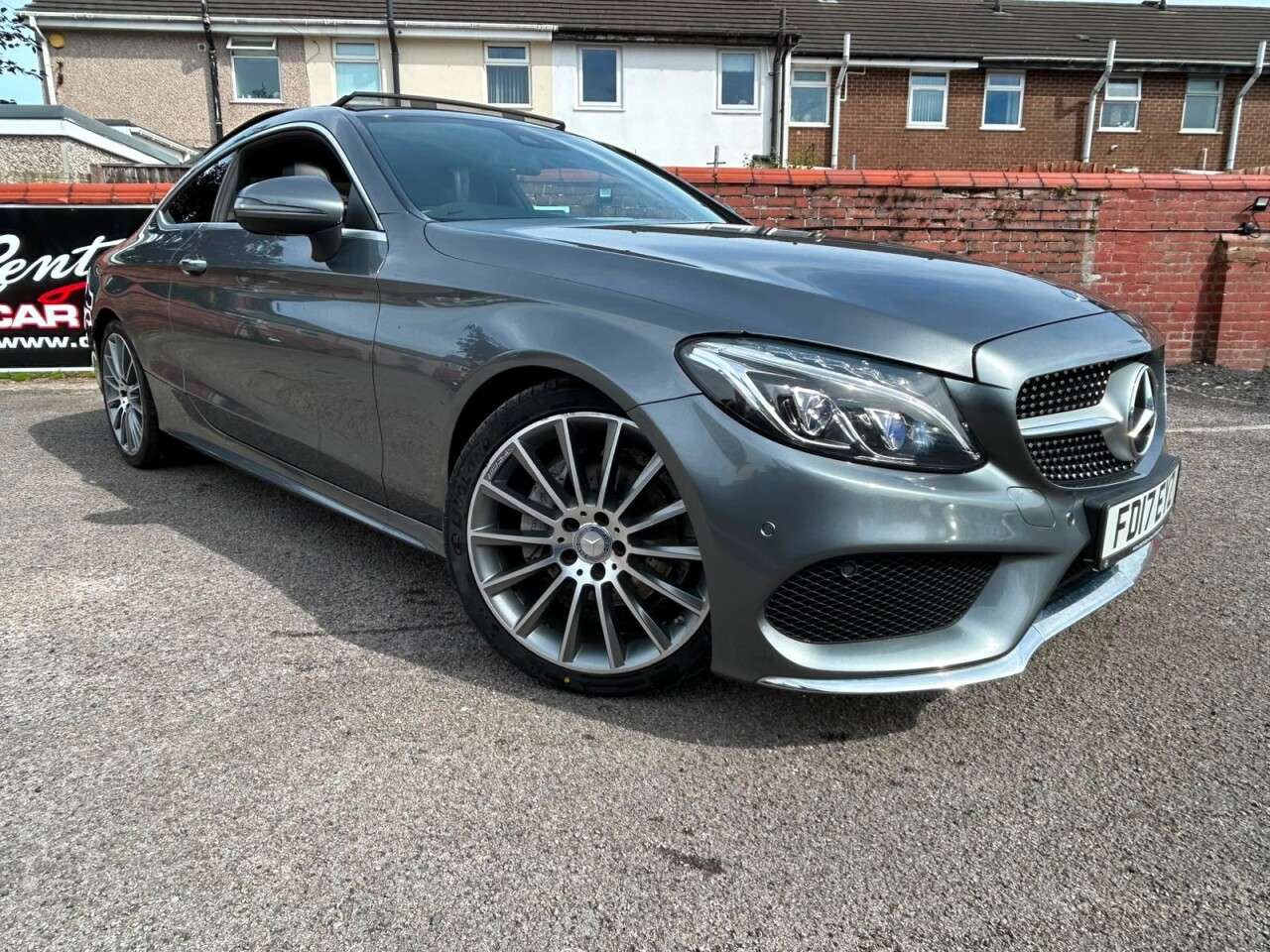 A 2017 MERCEDES-BENZ C CLASS 2.1 C220d AMG Line (Premium) Coupe Diesel 9G-Tronic+ Euro 6 (s/s) (170 ps) A 2017 MERCEDES-BENZ C CLASS 2.1 C220d AMG Line (Premium) Coupe Diesel 9G-Tronic+ Euro 6 (s/s) (170 ps)