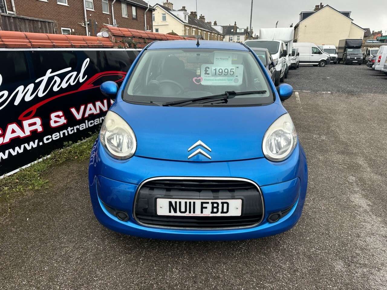 A 2011 CITROEN C1 1.0i VTR+ Hatchback 5dr Petrol Manual Euro 5 (68 ps) A 2011 CITROEN C1 1.0i VTR+ Hatchback 5dr Petrol Manual Euro 5 (68 ps)