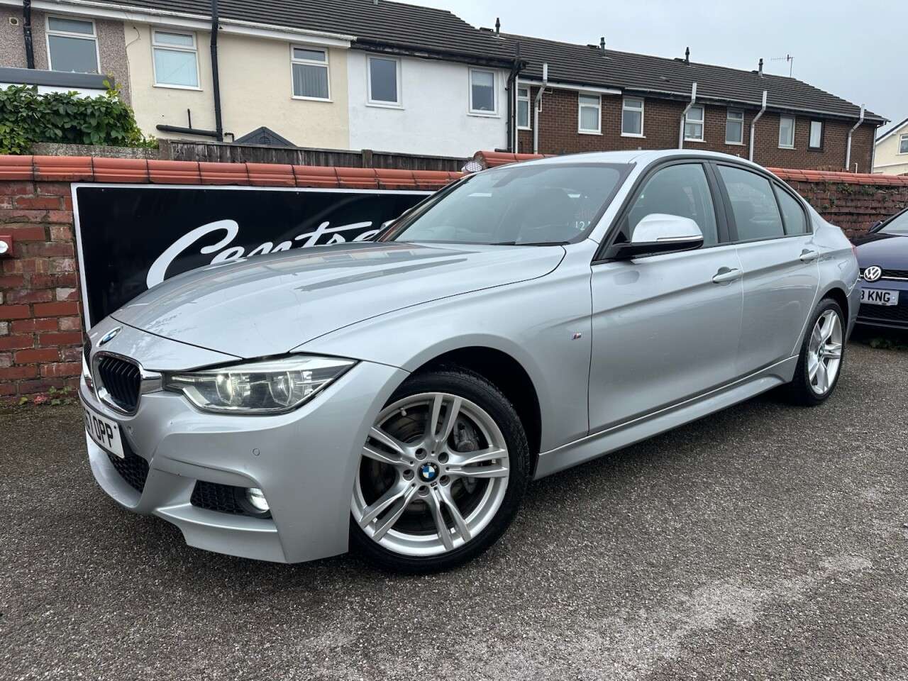 A 2017 BMW 3 SERIES 3.0 335d M Sport Saloon 4dr Diesel Auto xDrive Euro 6 (s/s) (313 ps) A 2017 BMW 3 SERIES 3.0 335d M Sport Saloon 4dr Diesel Auto xDrive Euro 6 (s/s) (313 ps)