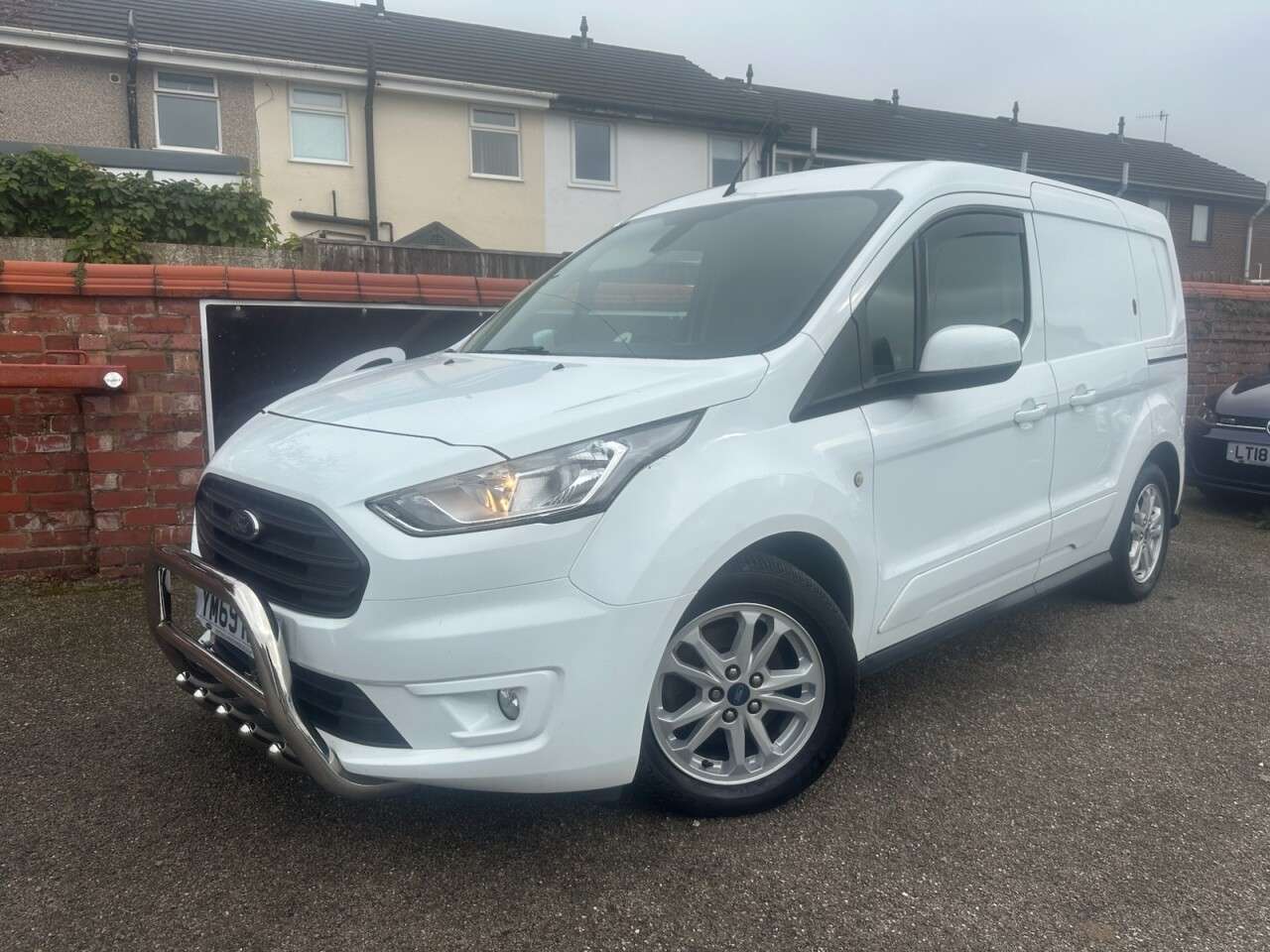 A 2019 FORD TRANSIT CONNECT 1.5 200 EcoBlue Limited Panel Van 5dr Diesel Manual L1 Euro 6 (s/s) (120 ps A 2019 FORD TRANSIT CONNECT 1.5 200 EcoBlue Limited Panel Van 5dr Diesel Manual L1 Euro 6 (s/s) (120 ps