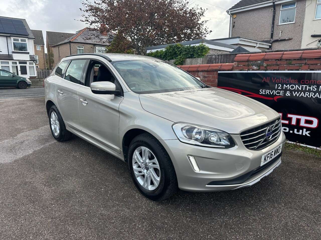 A 2016 VOLVO XC60 2.0 D4 SE Nav SUV 5dr Diesel Auto Euro 6 (s/s) (190 ps) A 2016 VOLVO XC60 2.0 D4 SE Nav SUV 5dr Diesel Auto Euro 6 (s/s) (190 ps)