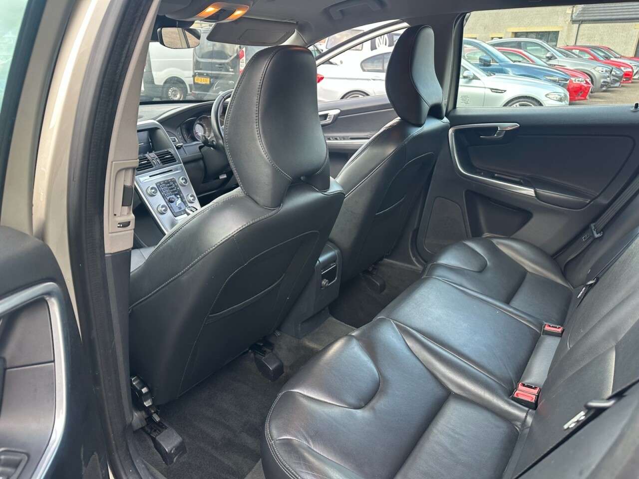 2016 VOLVO XC60 2016 VOLVO XC60