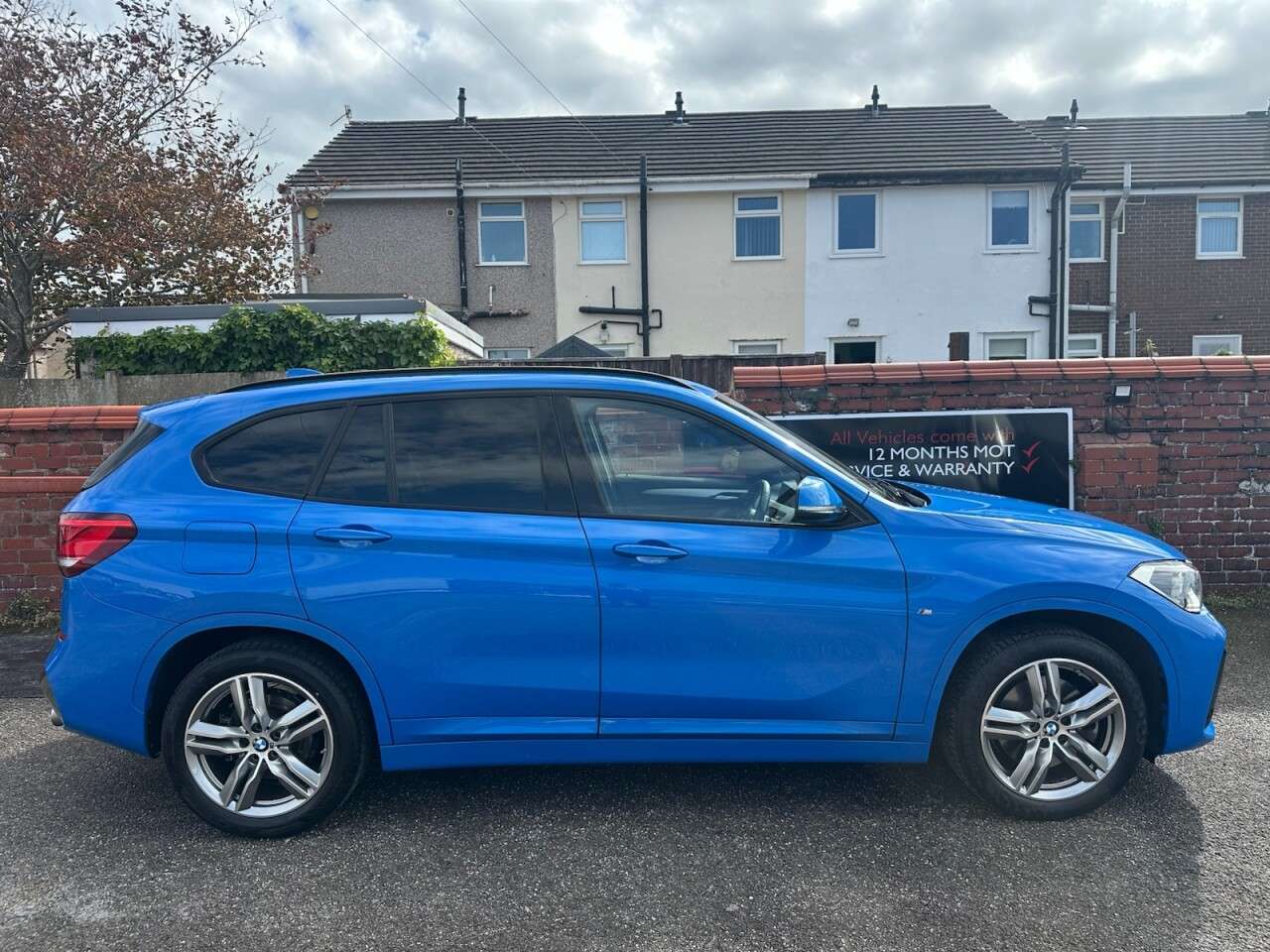 A 2019 BMW X1 2.0 20i GPF M Sport SUV 5dr Petrol DCT sDrive Euro 6 (s/s) (192 ps) A 2019 BMW X1 2.0 20i GPF M Sport SUV 5dr Petrol DCT sDrive Euro 6 (s/s) (192 ps)