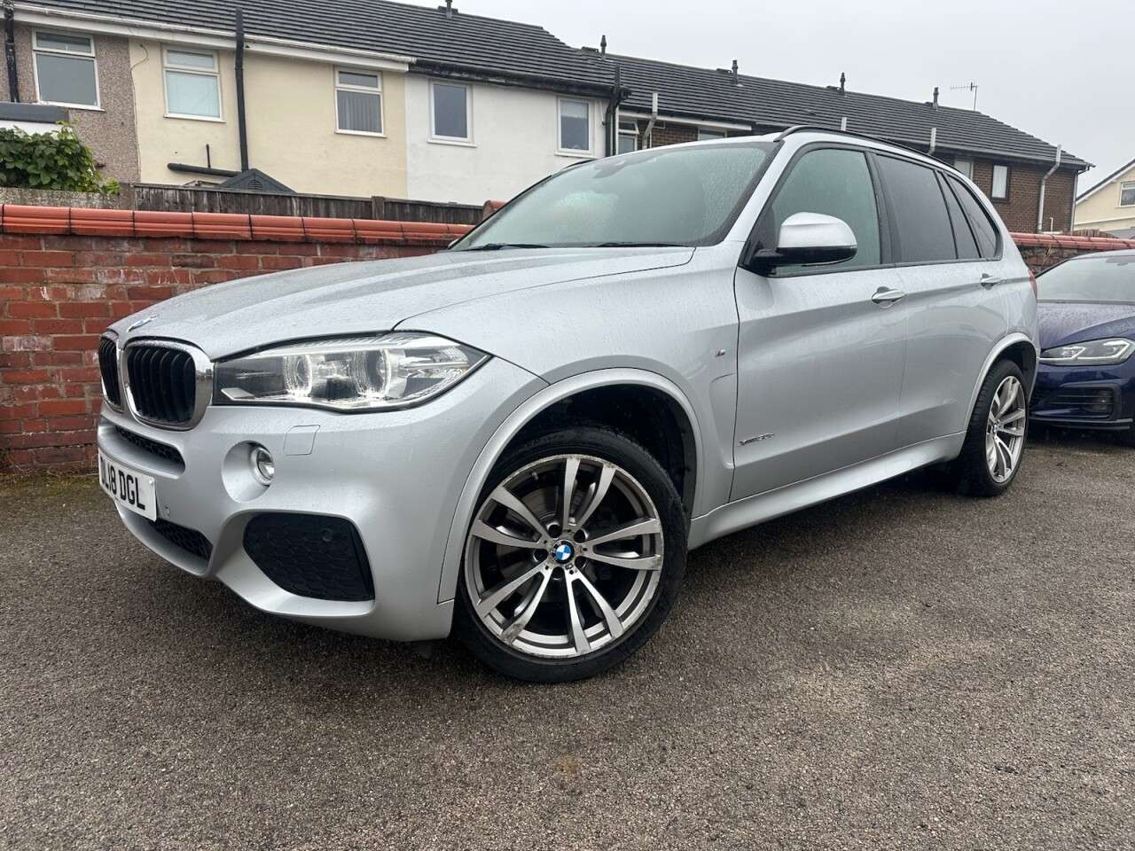 A 2018 BMW X5 3.0 30d M Sport SUV 5dr Diesel Auto xDrive Euro 6 (s/s) (258 ps) A 2018 BMW X5 3.0 30d M Sport SUV 5dr Diesel Auto xDrive Euro 6 (s/s) (258 ps)