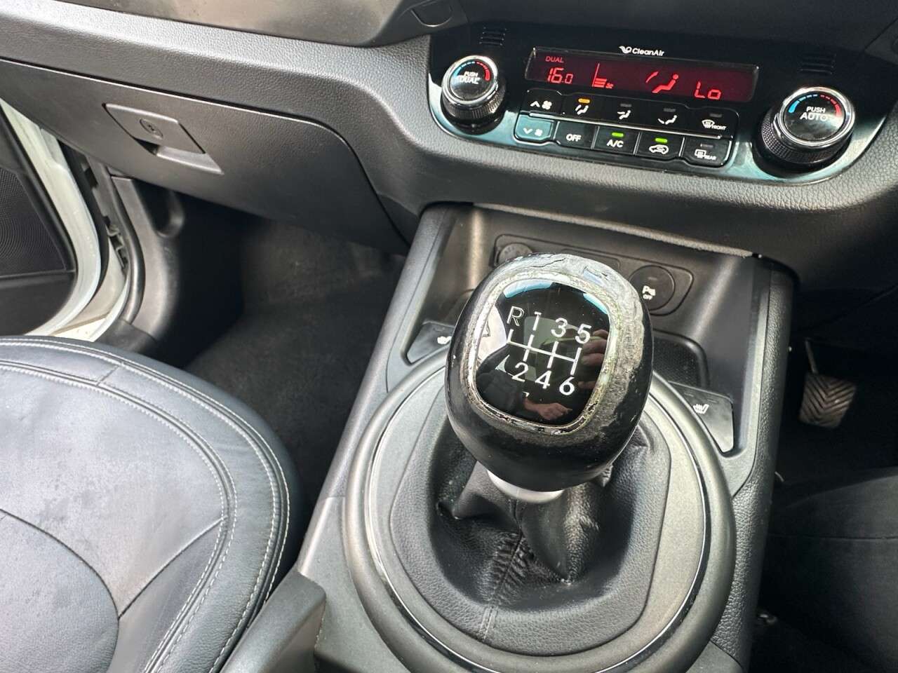 2012 KIA SPORTAGE 2012 KIA SPORTAGE
