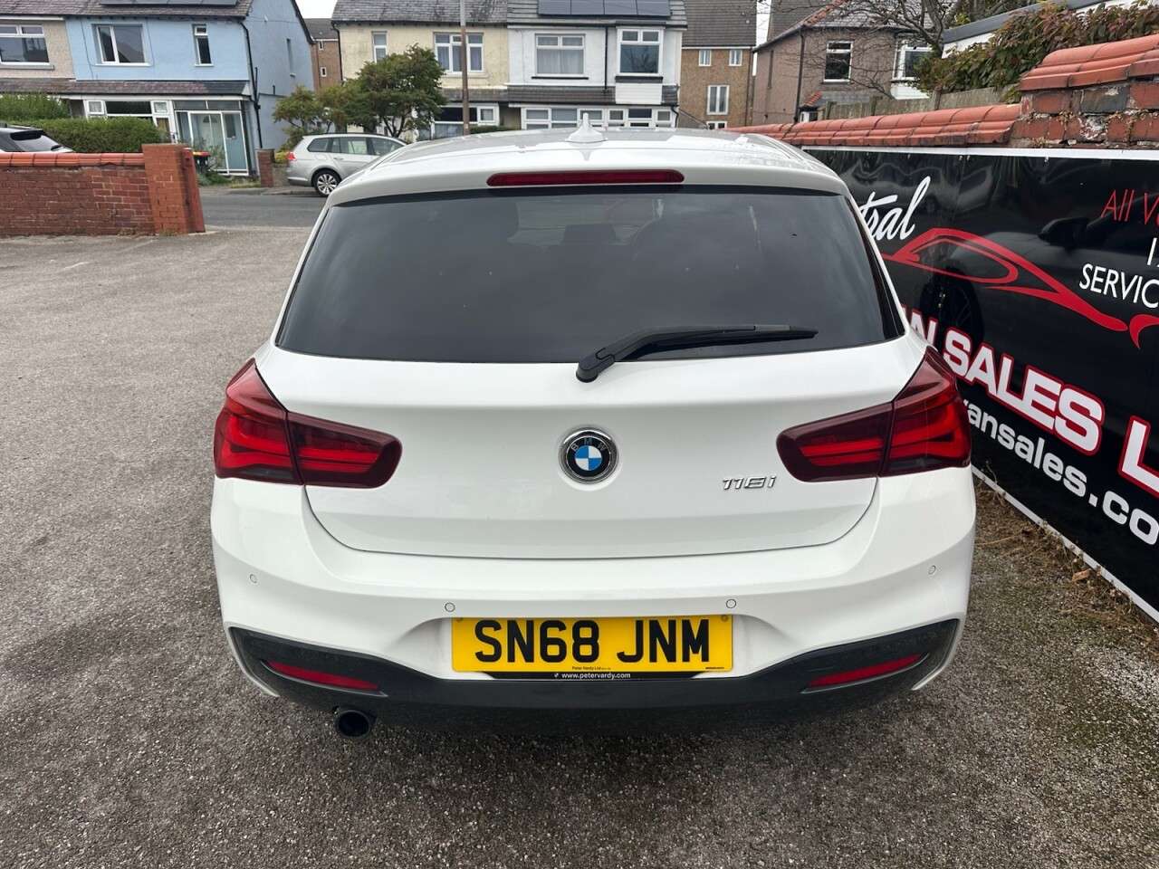 A 2019 BMW 1 SERIES 1.5 118i Sport Hatchback 5dr Petrol Manual Euro 6 (s/s) (140 ps) A 2019 BMW 1 SERIES 1.5 118i Sport Hatchback 5dr Petrol Manual Euro 6 (s/s) (140 ps)