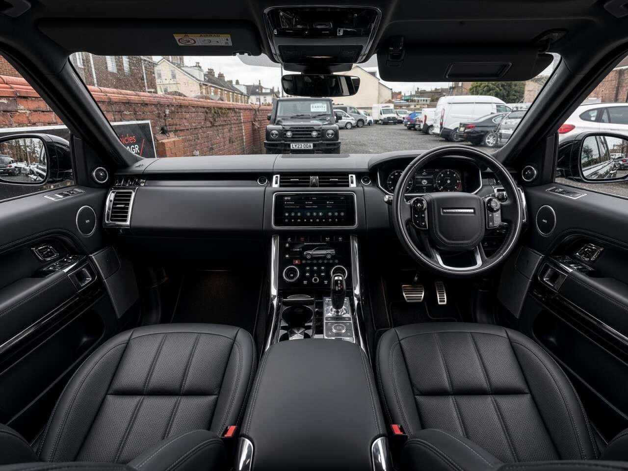 A 2019 LAND ROVER RANGE ROVER SPORT 3.0 SD V6 HSE Dynamic SUV 5dr Diesel Auto 4WD Euro 6 (s/s) (306 ps) A 2019 LAND ROVER RANGE ROVER SPORT 3.0 SD V6 HSE Dynamic SUV 5dr Diesel Auto 4WD Euro 6 (s/s) (306 ps)