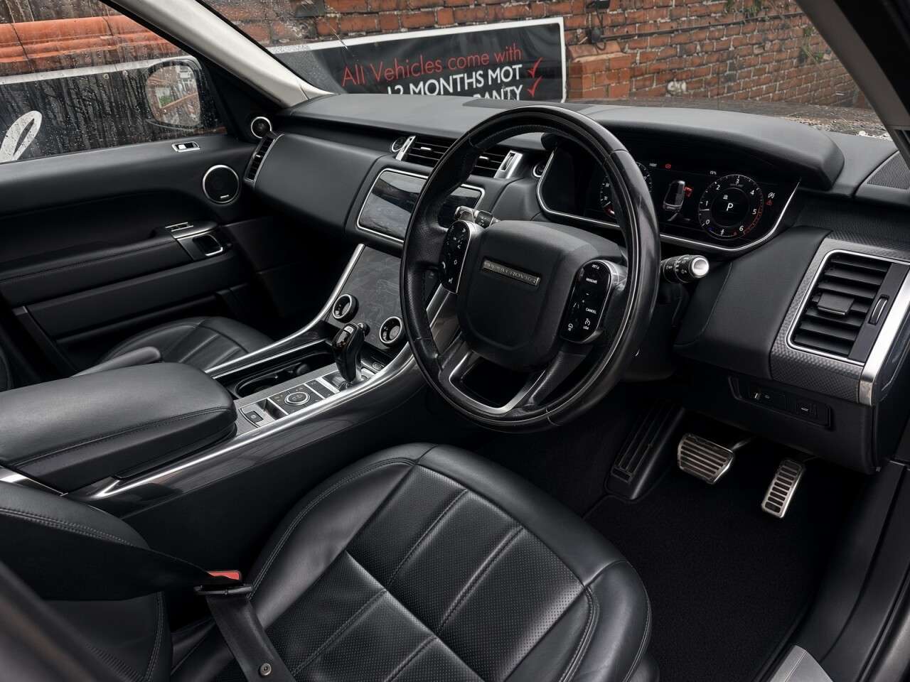 A 2019 LAND ROVER RANGE ROVER SPORT 3.0 SD V6 HSE Dynamic SUV 5dr Diesel Auto 4WD Euro 6 (s/s) (306 ps) A 2019 LAND ROVER RANGE ROVER SPORT 3.0 SD V6 HSE Dynamic SUV 5dr Diesel Auto 4WD Euro 6 (s/s) (306 ps)