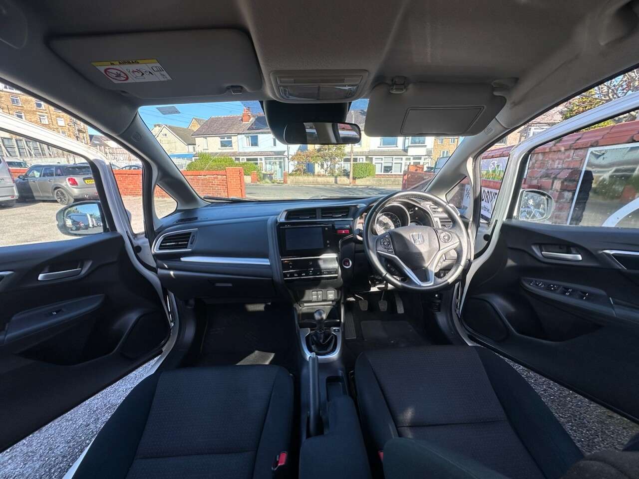 A 2015 HONDA JAZZ 1.3 i-VTEC EX Navi Hatchback 5dr Petrol Manual Euro 6 (s/s) (102 ps) A 2015 HONDA JAZZ 1.3 i-VTEC EX Navi Hatchback 5dr Petrol Manual Euro 6 (s/s) (102 ps)