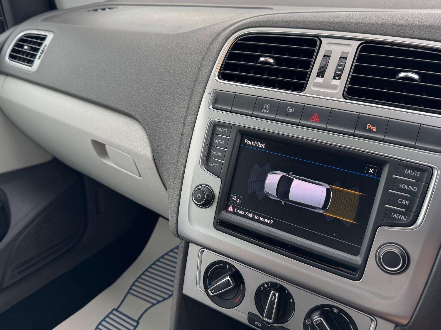 2017 VOLKSWAGEN POLO 2017 VOLKSWAGEN POLO