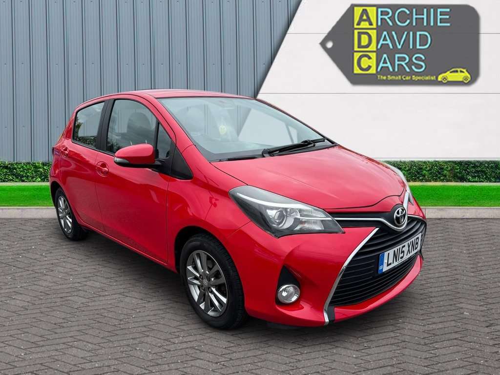 A 2015 TOYOTA YARIS 1.3 Dual VVT-i Icon A 2015 TOYOTA YARIS 1.3 Dual VVT-i Icon