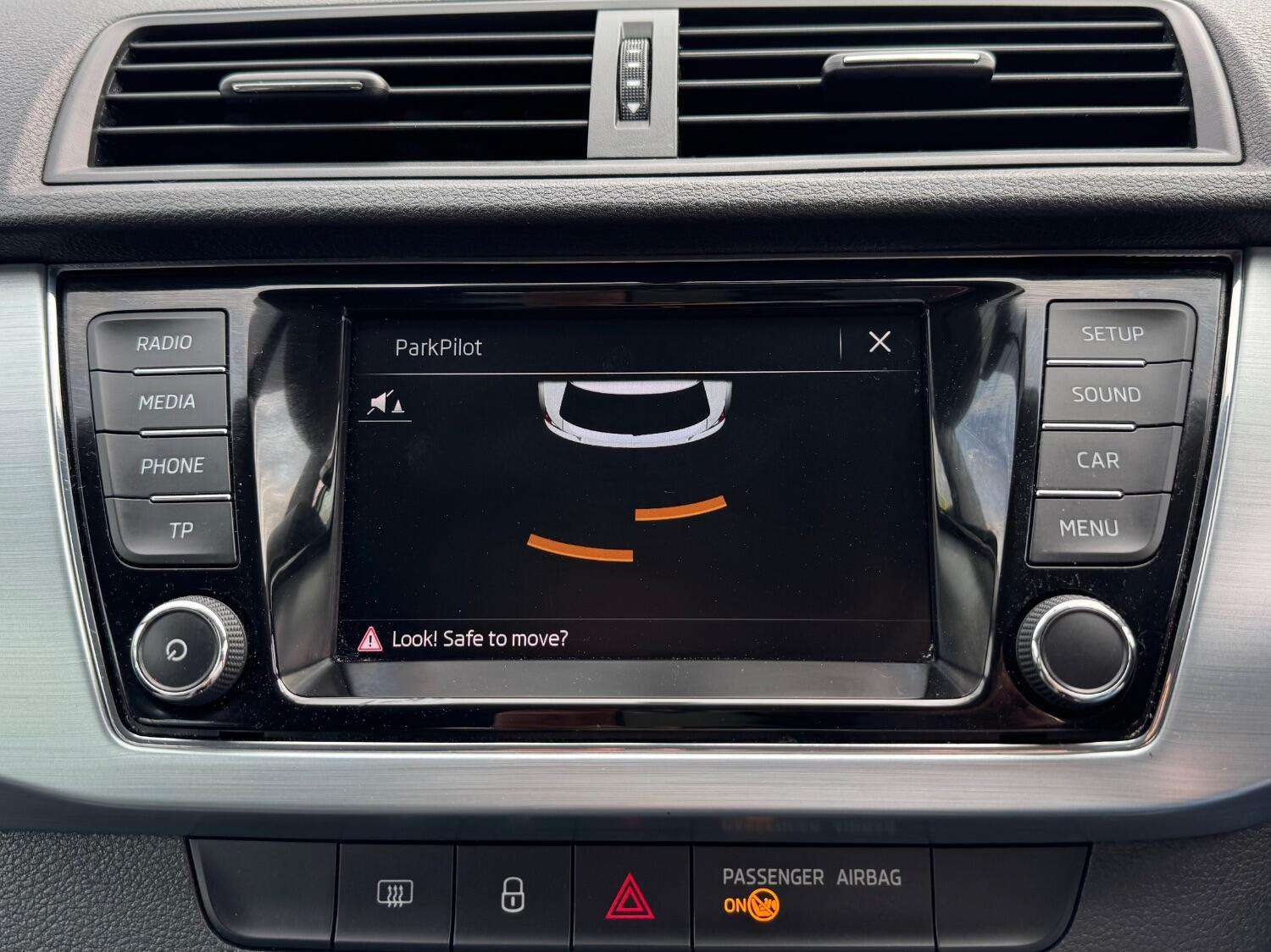 2017 SKODA FABIA 2017 SKODA FABIA