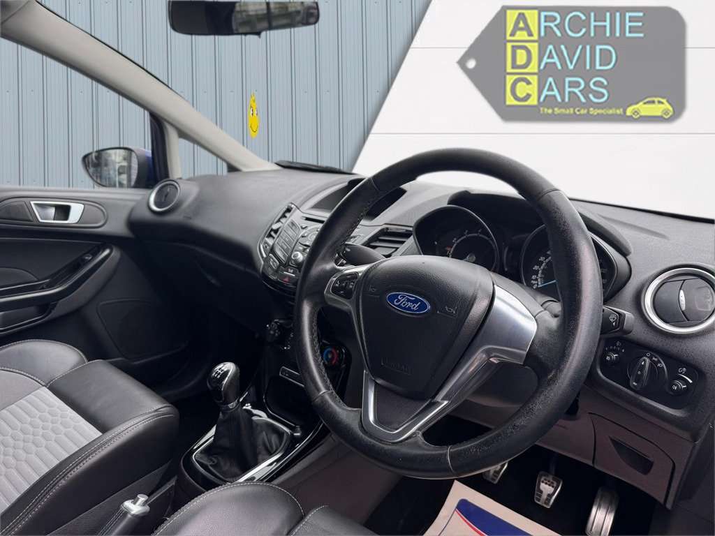 2015 FORD FIESTA 2015 FORD FIESTA