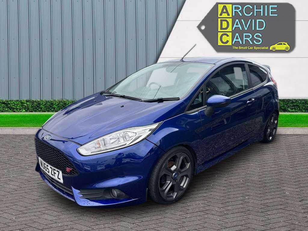 A 2015 FORD FIESTA ZETEC S A 2015 FORD FIESTA ZETEC S