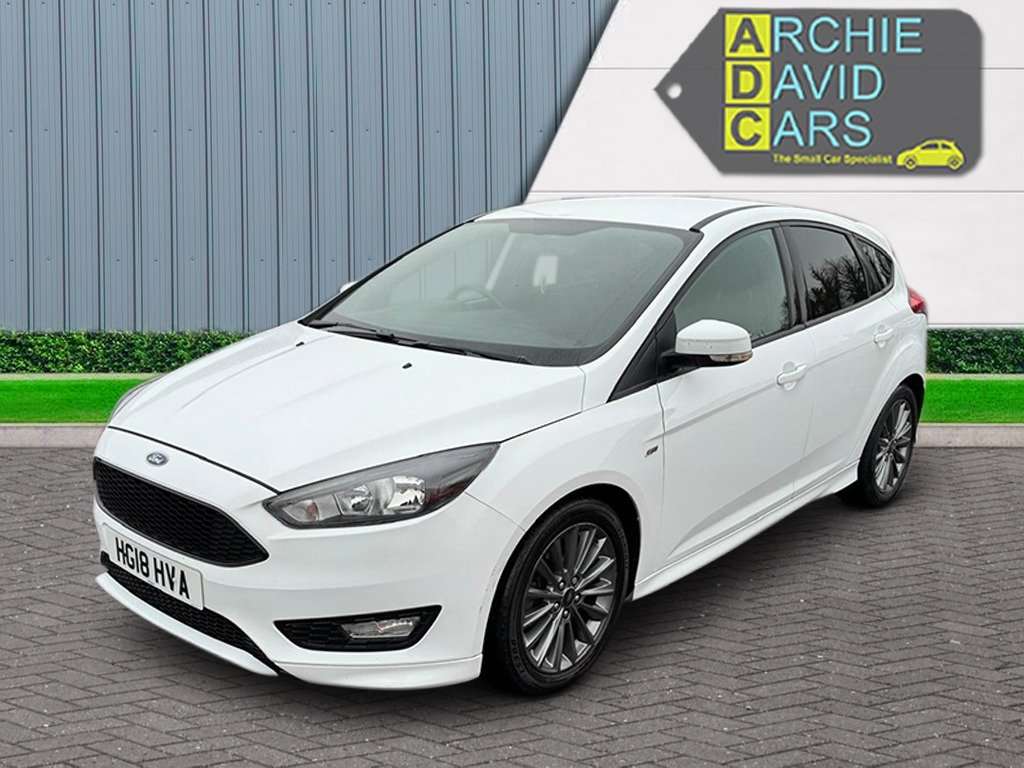 Check out this Ford Focus 2018 Petrol Manual