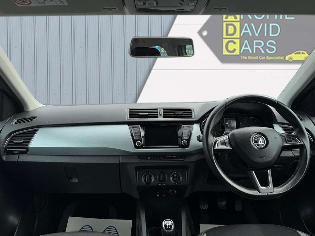 2017 SKODA FABIA 2017 SKODA FABIA
