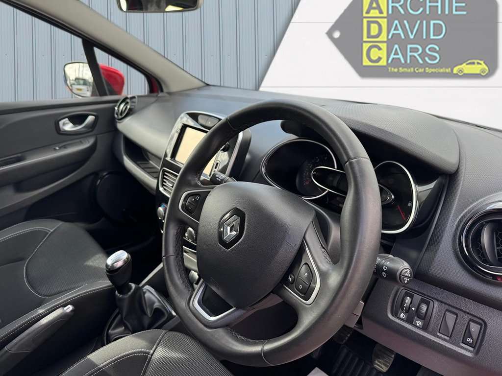 2017 RENAULT CLIO 2017 RENAULT CLIO