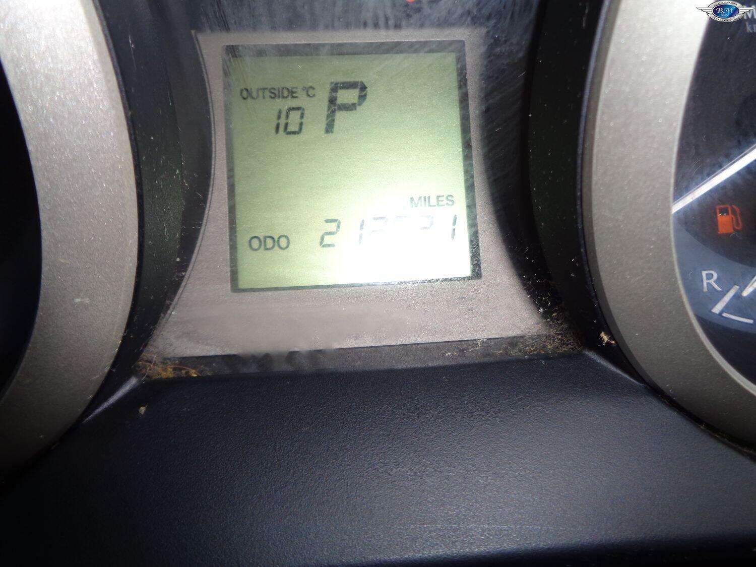 2011 TOYOTA LAND CRUISER 2011 TOYOTA LAND CRUISER