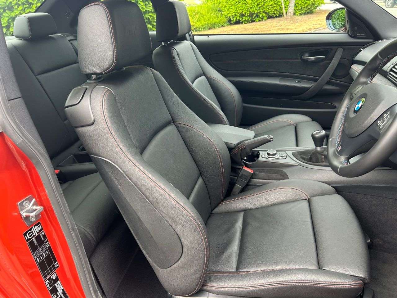 2011 BMW 1 SERIES 2011 BMW 1 SERIES