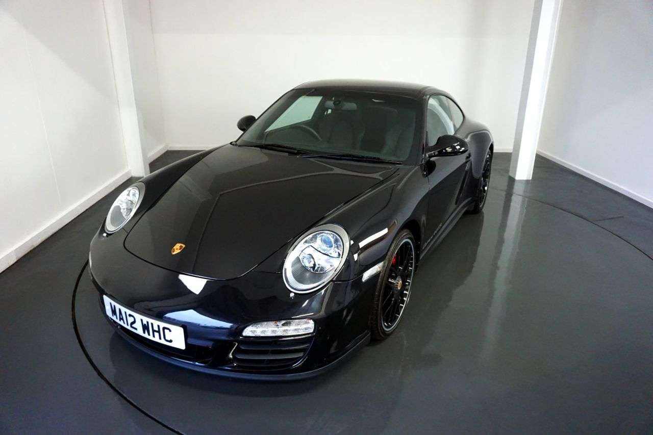 A 2012 PORSCHE 911 997.2 3.8 CARRERA 4 GTS PDK 2d AUTO 408 BHP-The 2012 Porsche 911 Carrera 4 A 2012 PORSCHE 911 997.2 3.8 CARRERA 4 GTS PDK 2d AUTO 408 BHP-The 2012 Porsche 911 Carrera 4