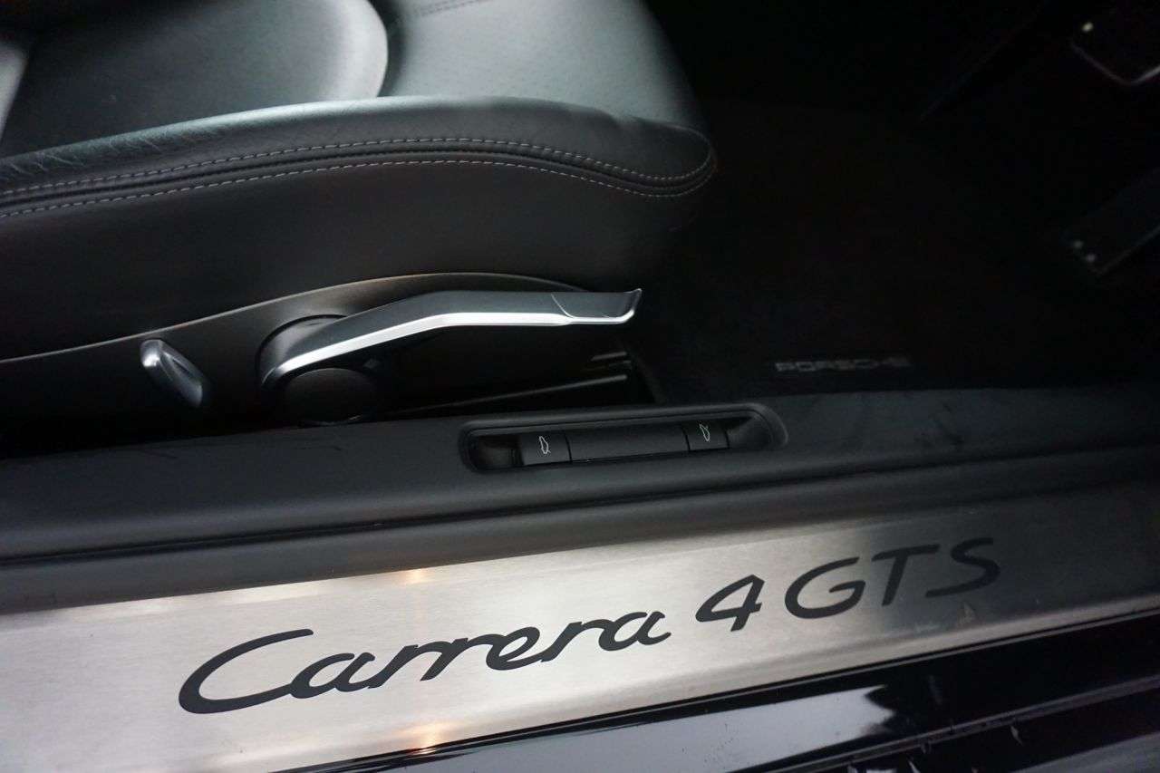 2012 PORSCHE 911 2012 PORSCHE 911