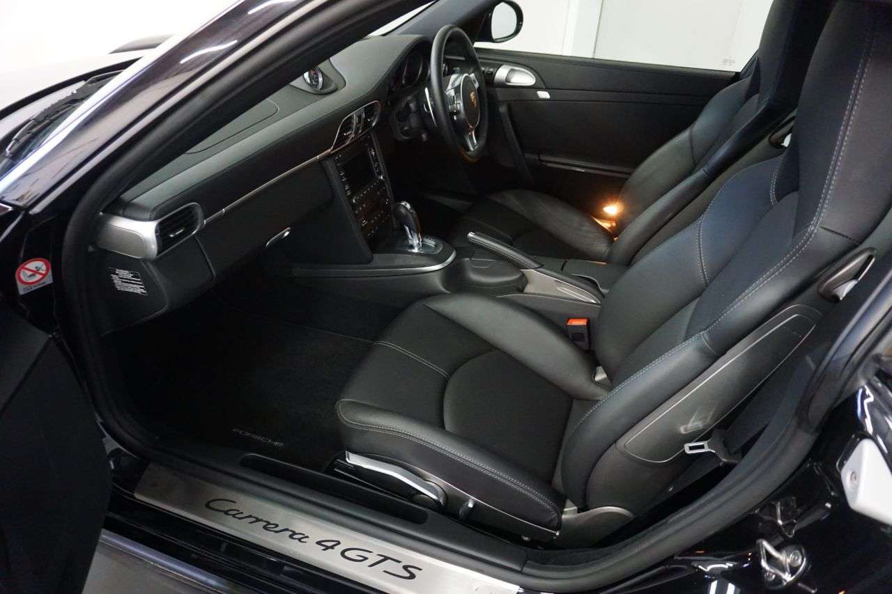 2012 PORSCHE 911 2012 PORSCHE 911