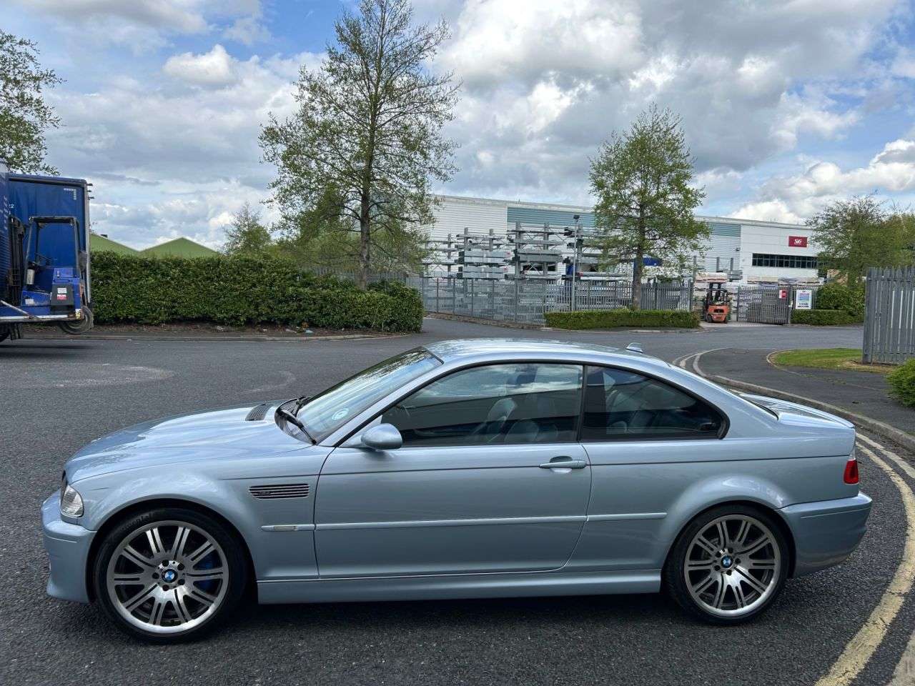 2005 BMW M3 2005 BMW M3