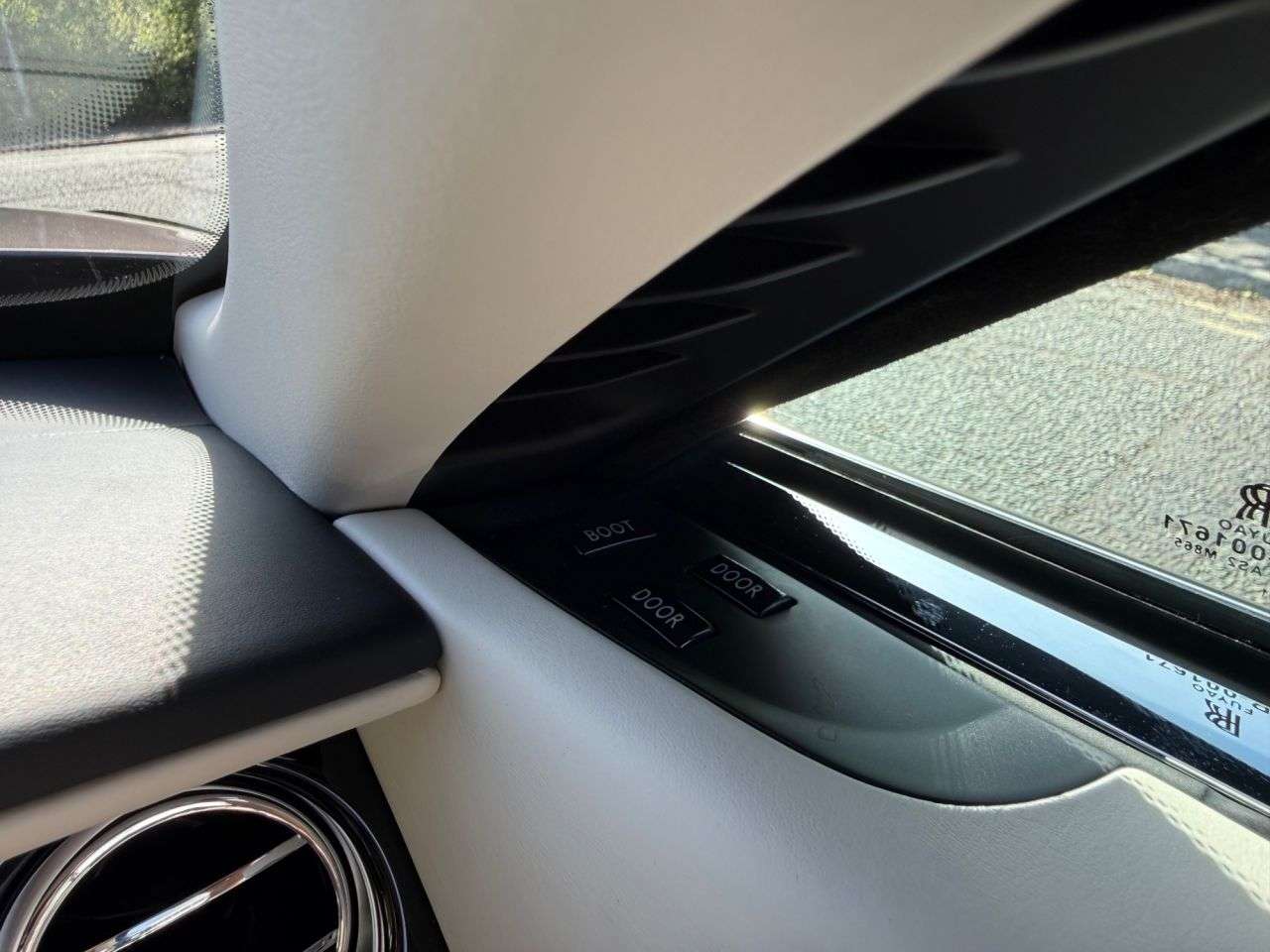 2016 ROLLS-ROYCE WRAITH 2016 ROLLS-ROYCE WRAITH