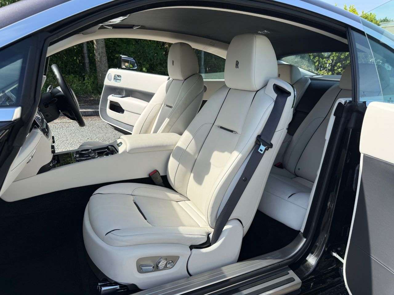 2016 ROLLS-ROYCE WRAITH 2016 ROLLS-ROYCE WRAITH
