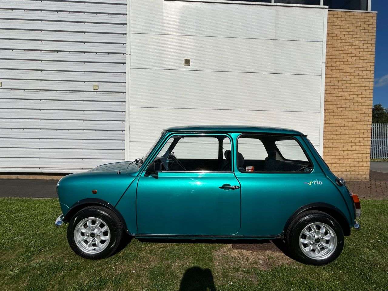 A 1993 ROVER MINI 1.3 RIO 2d 50 BHP-1 Owner From new-Ltd Edition-Under 7000 Miles From New-Un A 1993 ROVER MINI 1.3 RIO 2d 50 BHP-1 Owner From new-Ltd Edition-Under 7000 Miles From New-Un