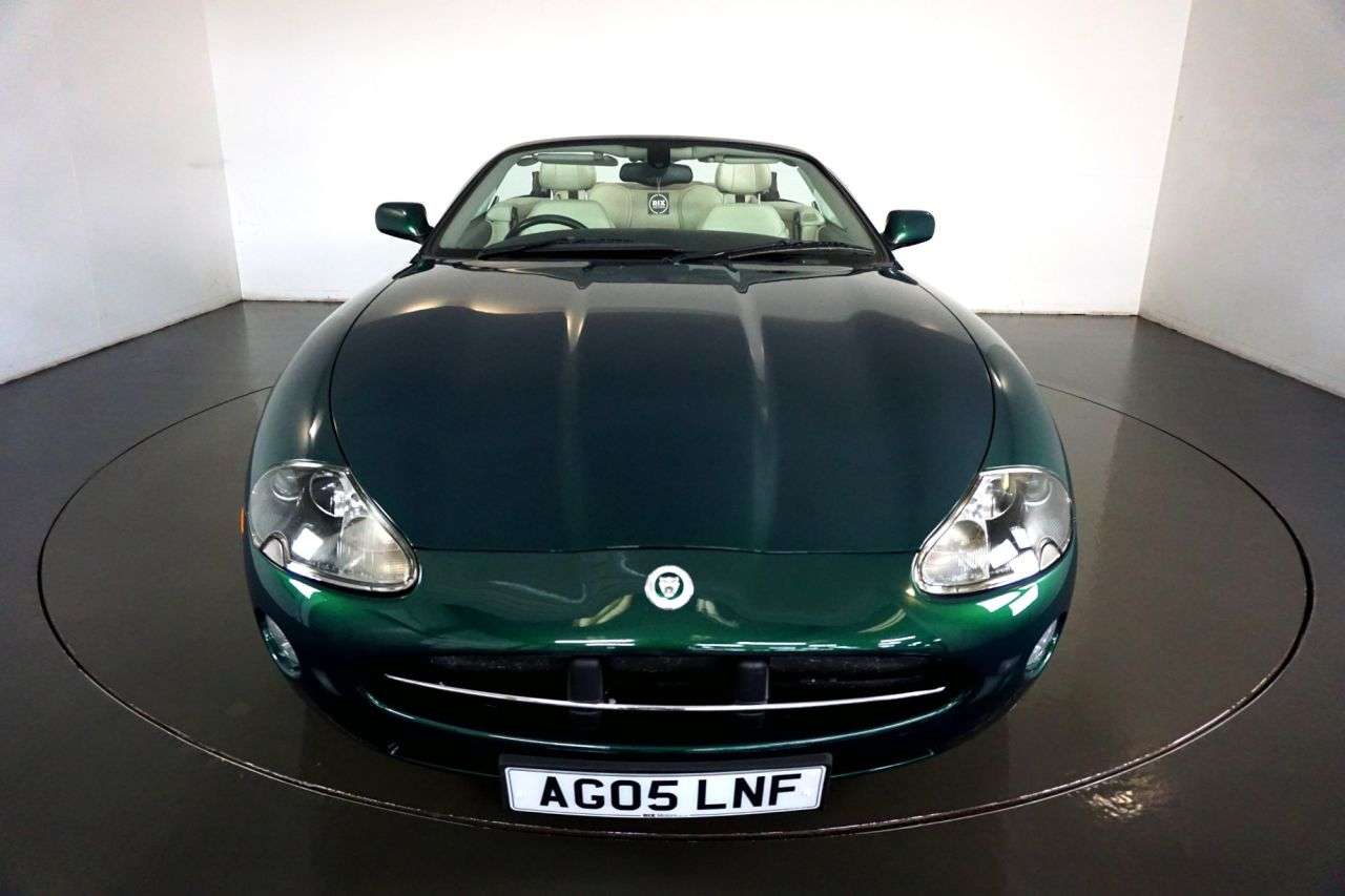2005 JAGUAR XK8 2005 JAGUAR XK8
