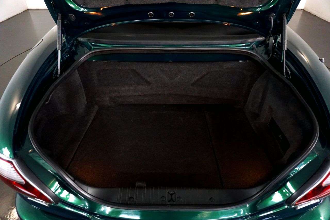 2005 JAGUAR XK8 2005 JAGUAR XK8