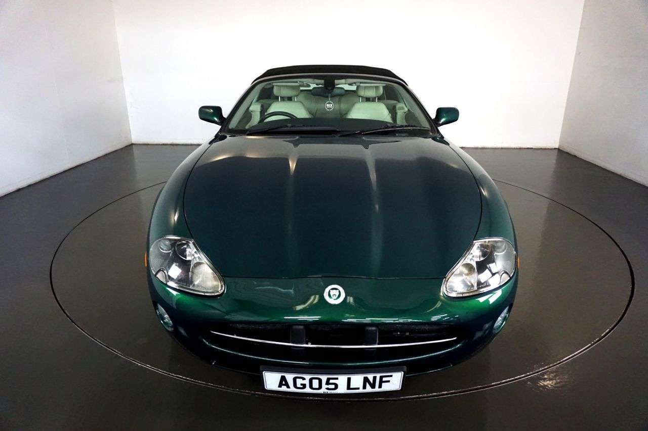 2005 JAGUAR XK8 2005 JAGUAR XK8