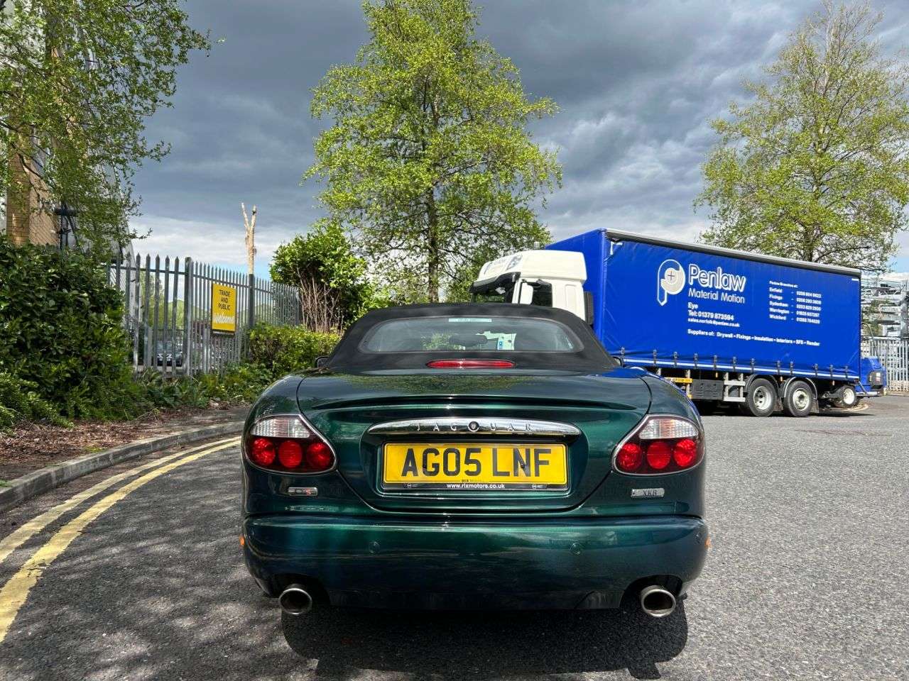 2005 JAGUAR XK8 2005 JAGUAR XK8