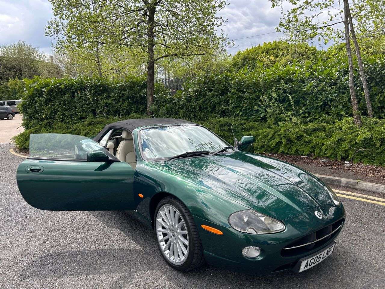 2005 JAGUAR XK8 2005 JAGUAR XK8