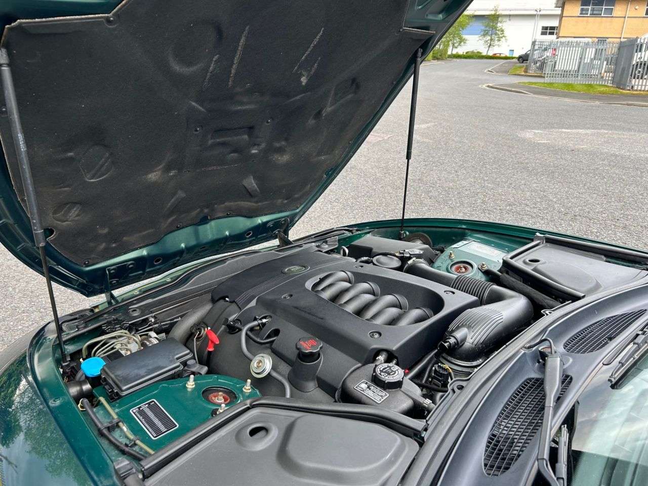 2005 JAGUAR XK8 2005 JAGUAR XK8