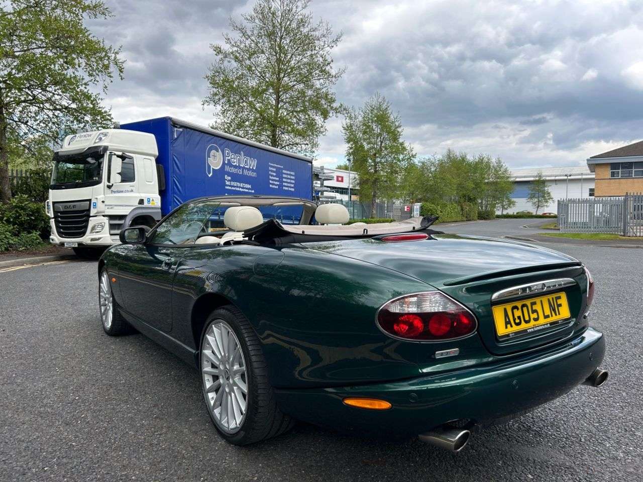 2005 JAGUAR XK8 2005 JAGUAR XK8