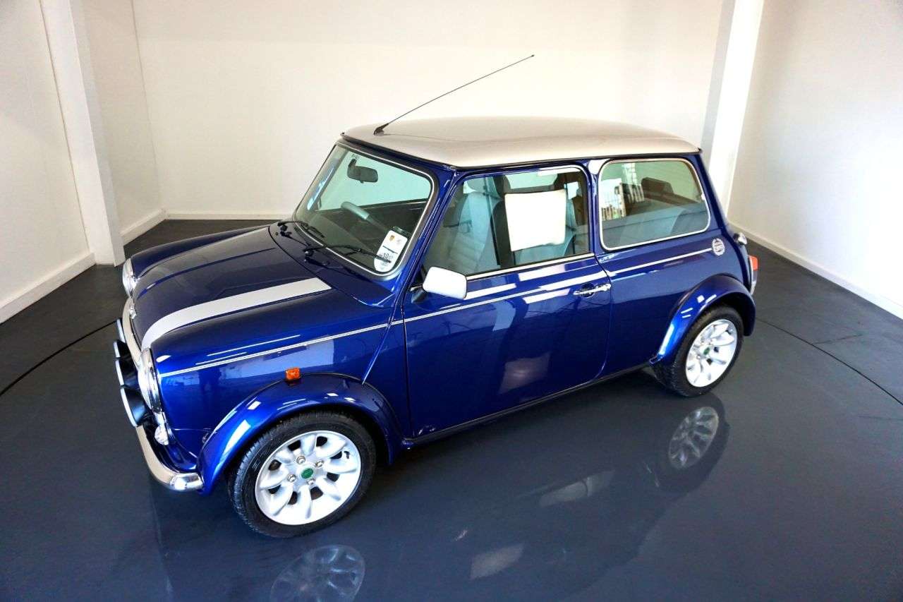 A 2000 ROVER MINI 1.3i Cooper Sport Saloon 2dr Petrol Manual (164 g/km, 62 bhp)-Stunning Coop A 2000 ROVER MINI 1.3i Cooper Sport Saloon 2dr Petrol Manual (164 g/km, 62 bhp)-Stunning Coop