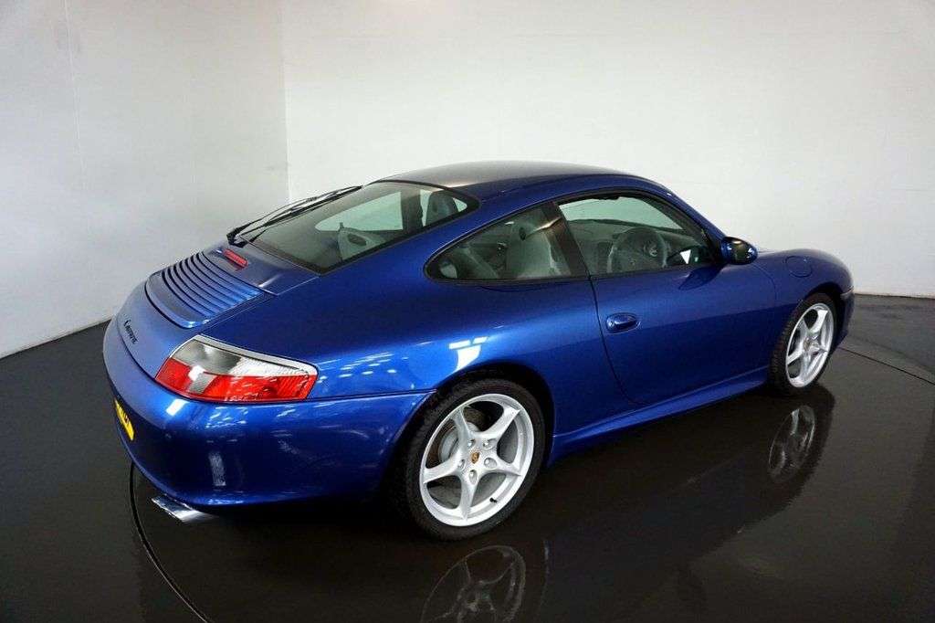 2004 PORSCHE 911 2004 PORSCHE 911