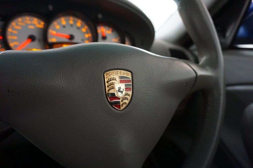 2004 PORSCHE 911 2004 PORSCHE 911