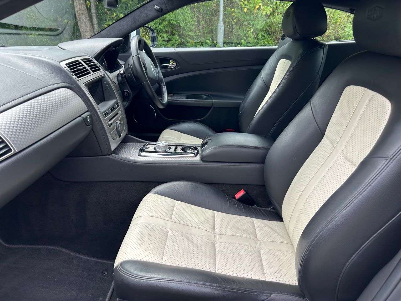 2011 JAGUAR XK 2011 JAGUAR XK