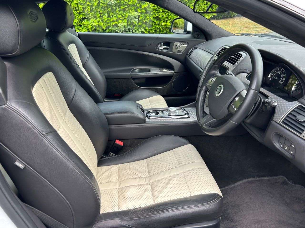 2011 JAGUAR XK 2011 JAGUAR XK