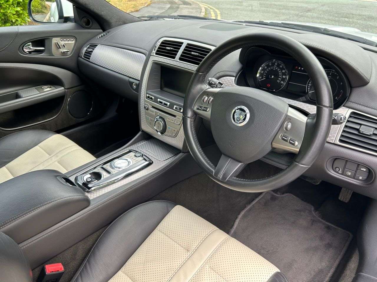 2011 JAGUAR XK 2011 JAGUAR XK