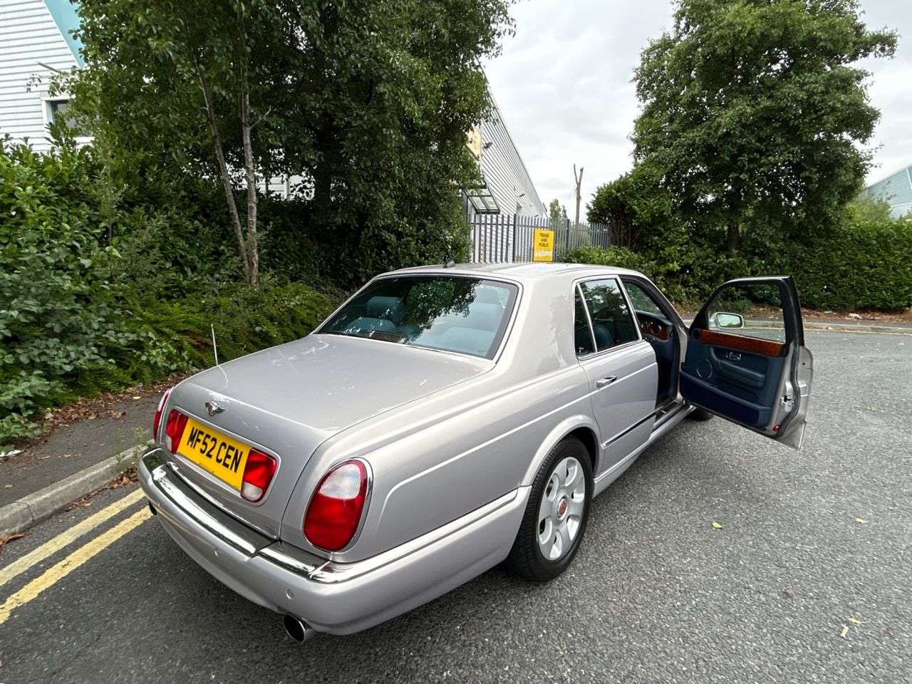 2002 BENTLEY ARNAGE 2002 BENTLEY ARNAGE